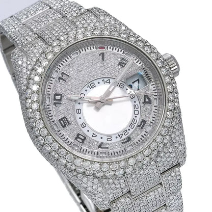 EXQUISITE 42MM SILVER DIAL WATCH