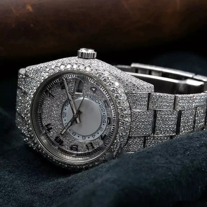 EXQUISITE 42MM SILVER DIAL WATCH